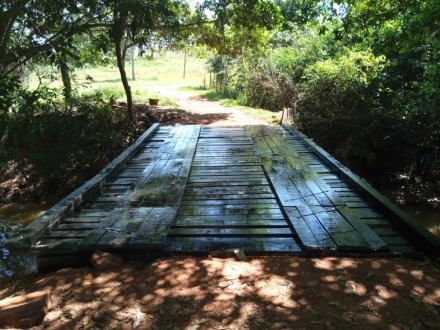 Ponte na região do Raimundo recebeu reforma
