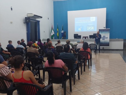 Indústria e Comércio realiza Palestra “Sou MEI e Quero Crescer”