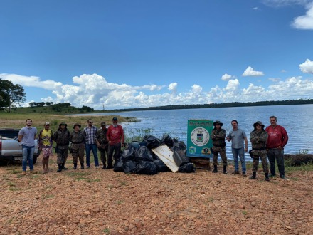 Rio Santana recebeu limpeza em alusão ao Dia Mundial da Água