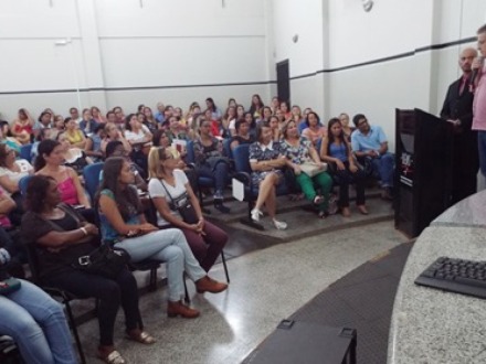 Servidores administrativos da Educa��o recebem capacita��o para o in�cio do ano letivo.