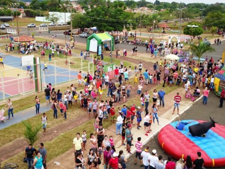 Dia do Brincar leva multid�o no Parque do Espelho d��gua 