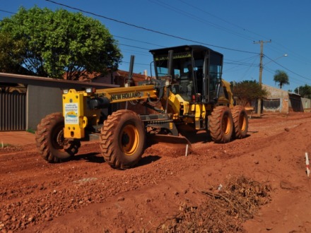 Avenida Quedu Leal � preparada para receber asfalto