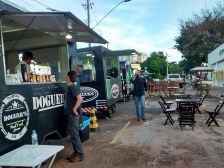 Segundo encontro de food trucks traz para Parana�ba variedades gastron�micas 