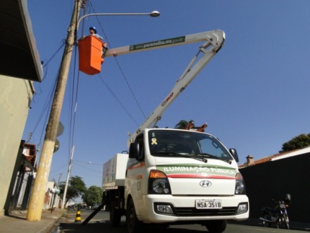 Modernidade: V�rios pontos da cidade devem ganhar ilumina��o de led