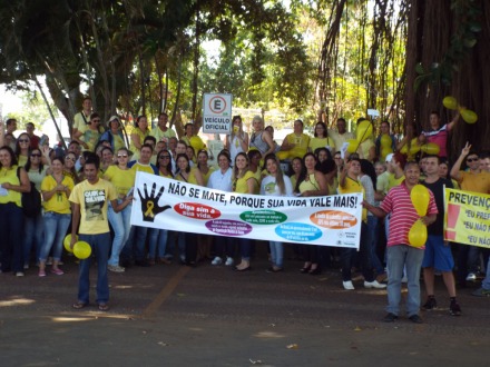 Passeata marca Setembro Amarelo e dia de combate ao suic�dio