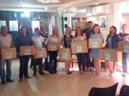 Departamento de Meio Ambiente apresenta projeto de reciclagem de papel no Pa�o Municipal
