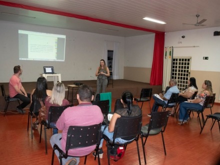 Conselheiros tutelares eleitos passam por aprimoramento