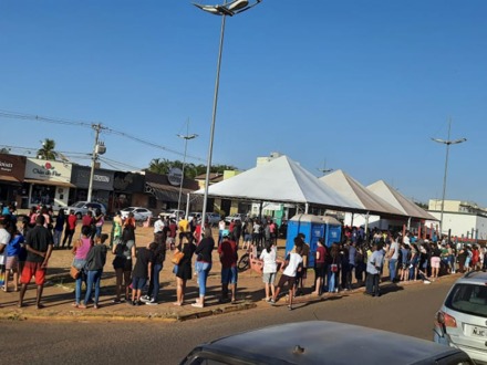 Vacinação contra a COVID-19 atinge 58% dos adolescentes de 12 a 17 anos em Paranaíba