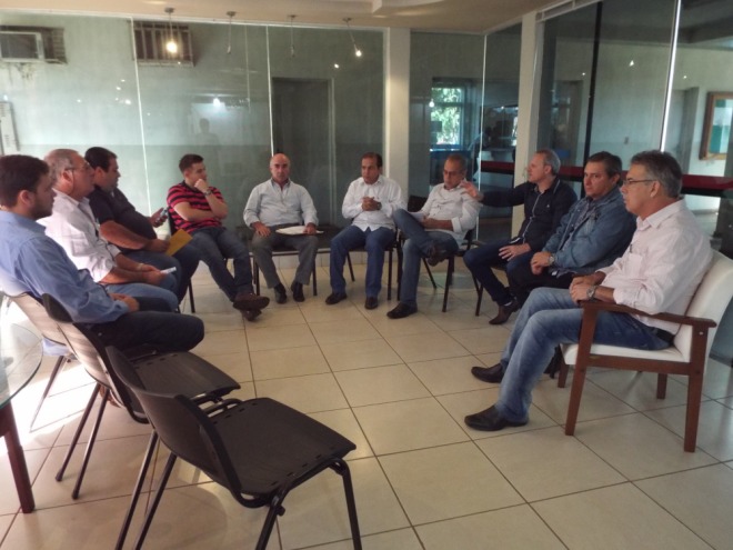 Cidecol discute implanta��o do Selo de Inspe��o Municipal