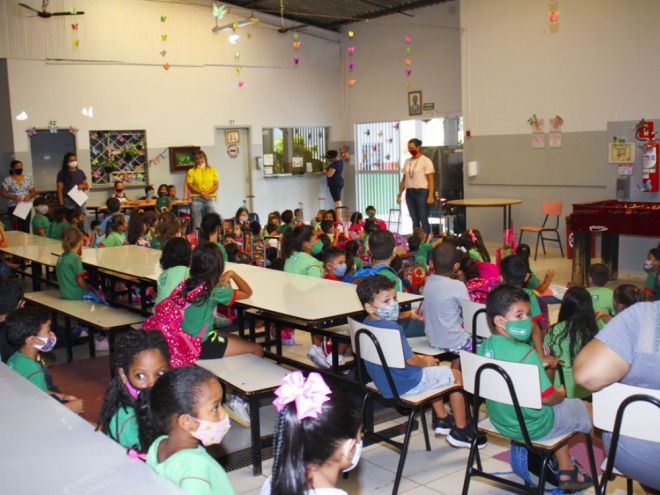 Rede Municipal de Ensino teve volta às aulas hoje Rede Municipal de Ensino teve volta às aulas hoje