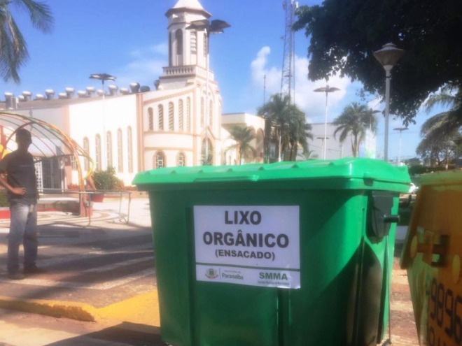 Lixeiras adquiridas com recursos do ICMS Ecol�gico