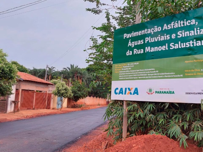Rua Manoel Salustiano da Rocha recebe pavimentação Rua Manoel Salustiano da Rocha recebe pavimentação