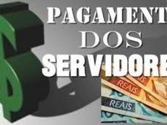 Servidores recebem sal�rio do m�s de julho