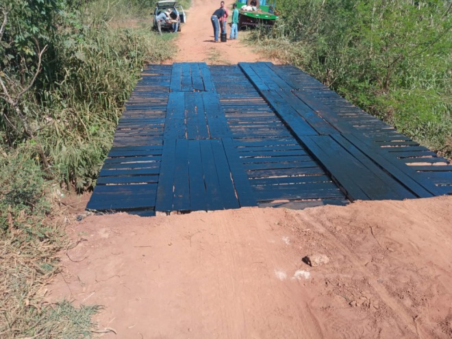 Ponte da região no Jardim Redentora é reformada Ponte da região no Jardim Redentora é reformada