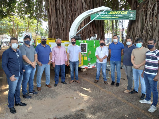 Paranaíba adquiriu triturador de galhos com recursos próprios
