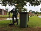 Prefeitura realiza limpeza no Espelho D��gua