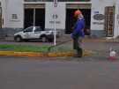 Avenida Tr�s Lagoas recebe servi�o de limpeza