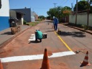 Demutran sinaliza ruas no Jardim Am�rica