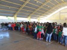 Prefeitura entrega 1400 uniformes no Major