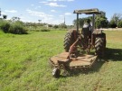 Bairro Ip� Branco recebe servi�os de limpeza de terrenos