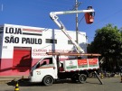 Prefeitura recupera ilumina��o na rua Jaime Queiroz de Carvalho