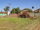 Prefeitura realiza limpeza de terreno no bairro Daniel 04