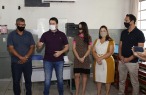 Entega de ar condicionado Escola Maria Luiza