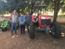 Secretaria de Agricultura e Pecu�ria recebe doa��o de trator agr�cola